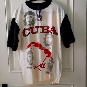 NWT blue caribe Mens Che Guevara T Shirt 👕. Size Medium. Cuba Streetwear